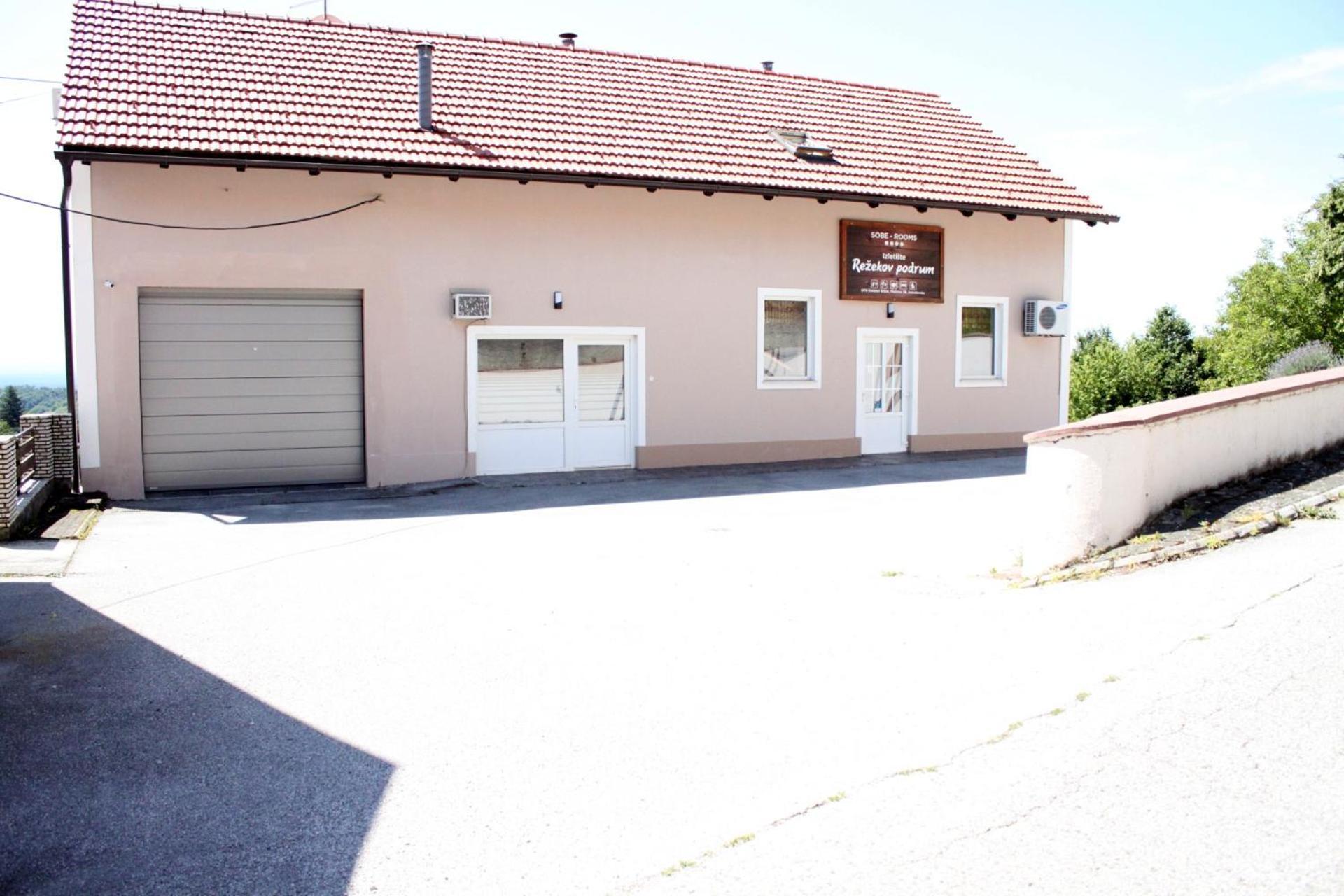 Guesthouse Rezekov Podrum 자스트레바르스코 외부 사진