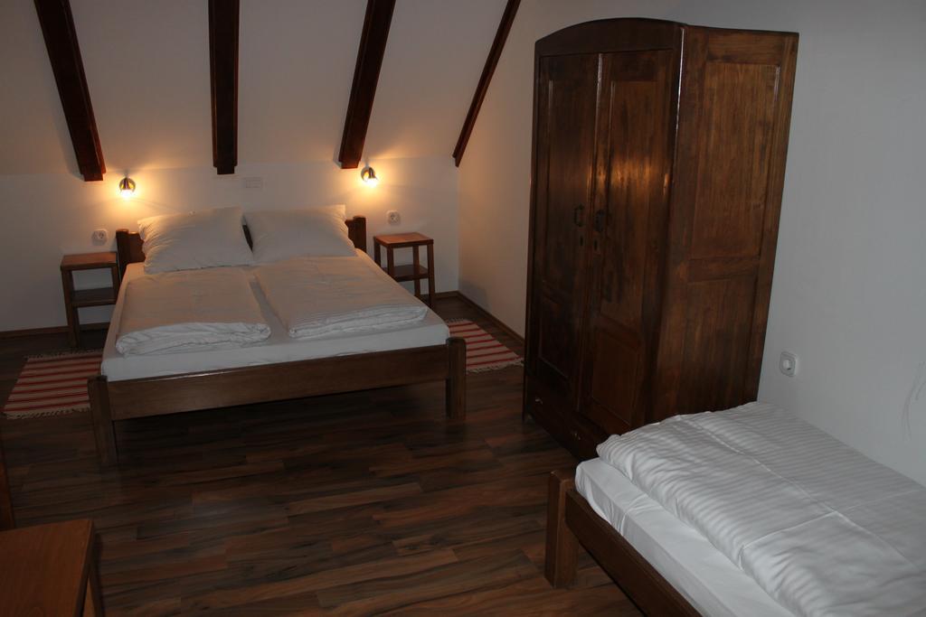 Guesthouse Rezekov Podrum 자스트레바르스코 외부 사진